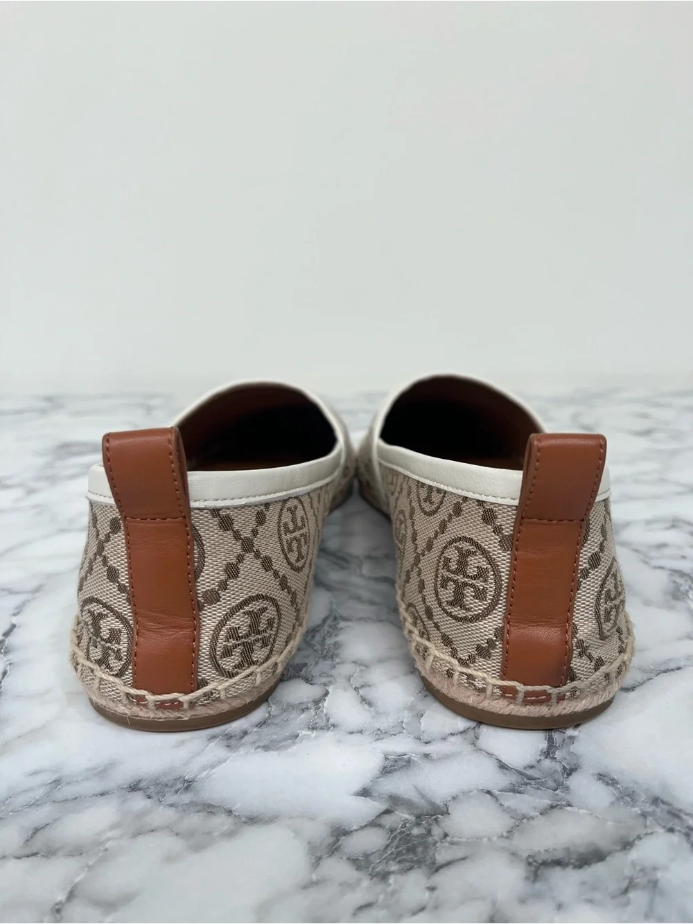 Tory Burch T Monogram Espadrille Flats Shoes Tan Brown 9.5